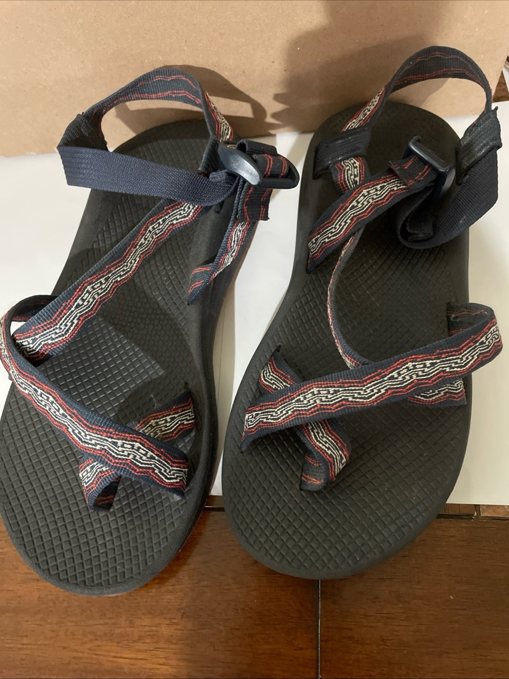 Men's 9 Chaco Z/Cloud 2 Sandals Tri Navy Blue Black Red White Gum